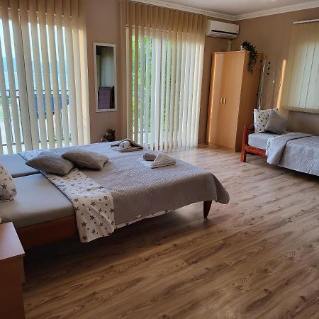 Sun And River Apartments Golubac Luaran gambar