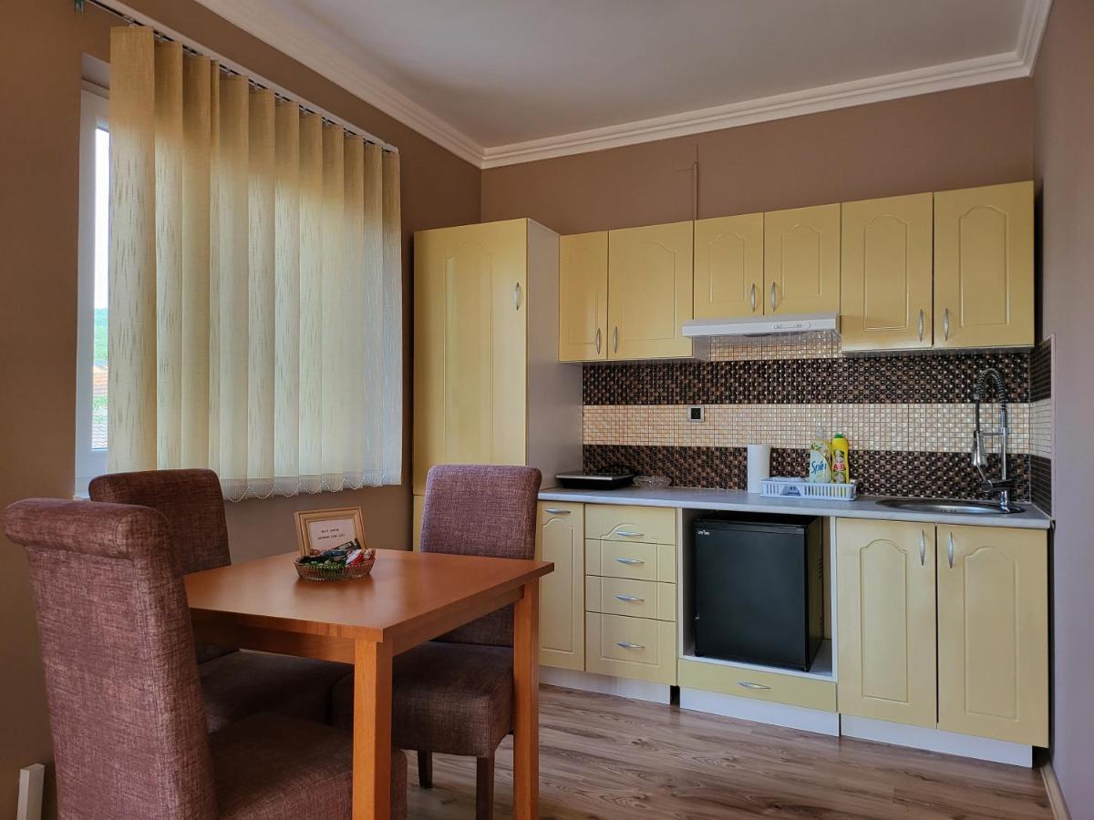 Sun And River Apartments Golubac Luaran gambar