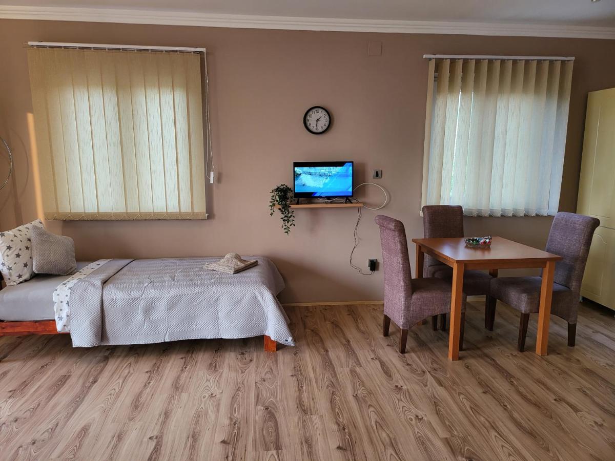 Sun And River Apartments Golubac Luaran gambar