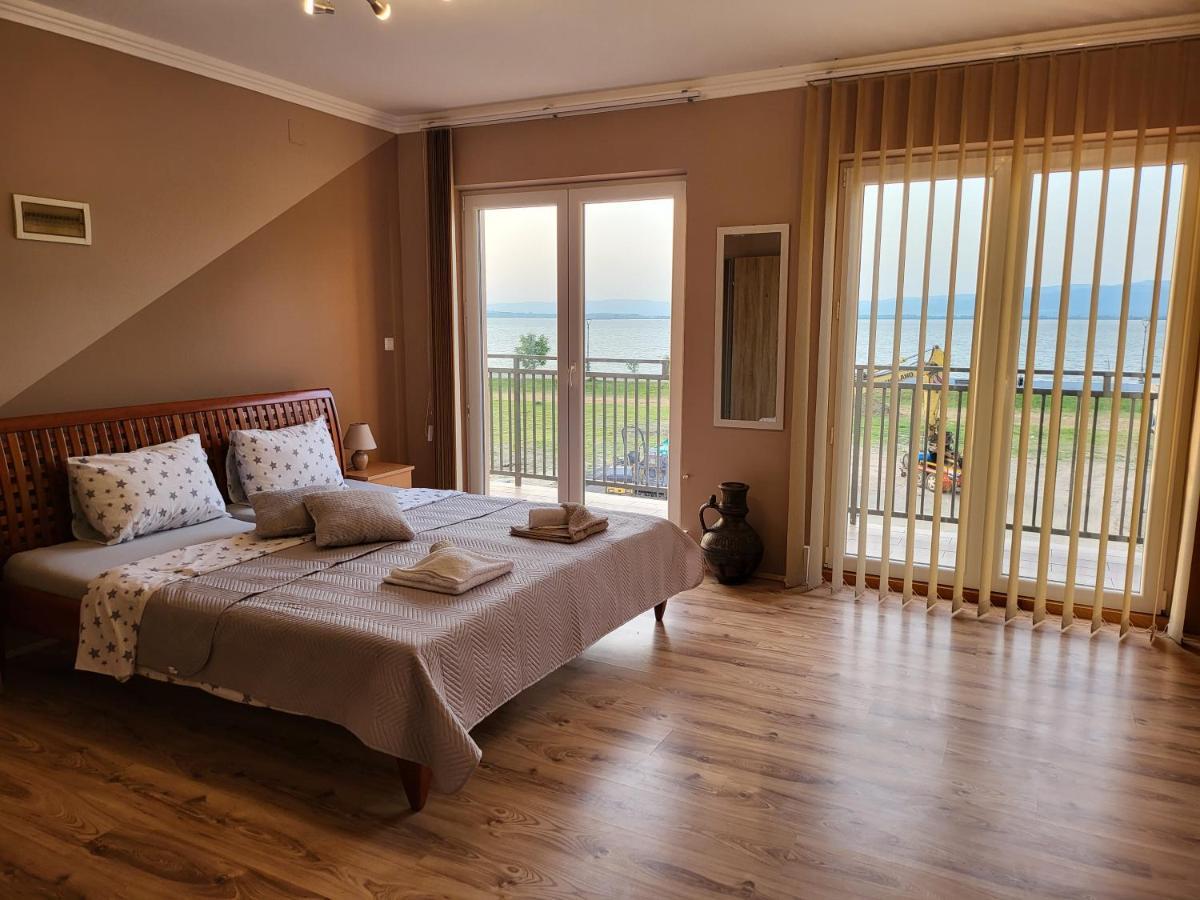 Sun And River Apartments Golubac Luaran gambar