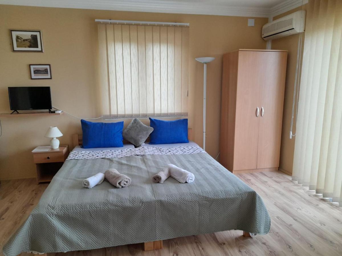 Sun And River Apartments Golubac Luaran gambar