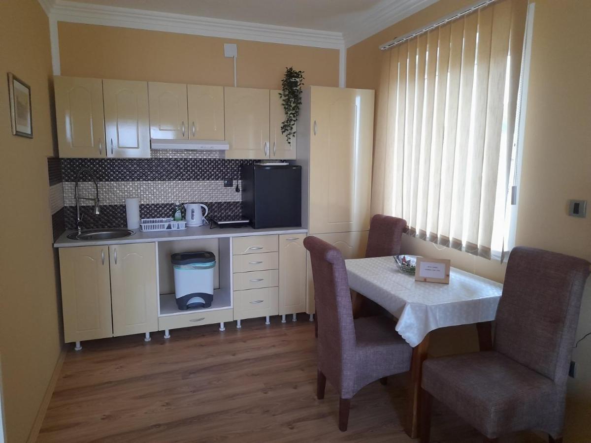 Sun And River Apartments Golubac Luaran gambar
