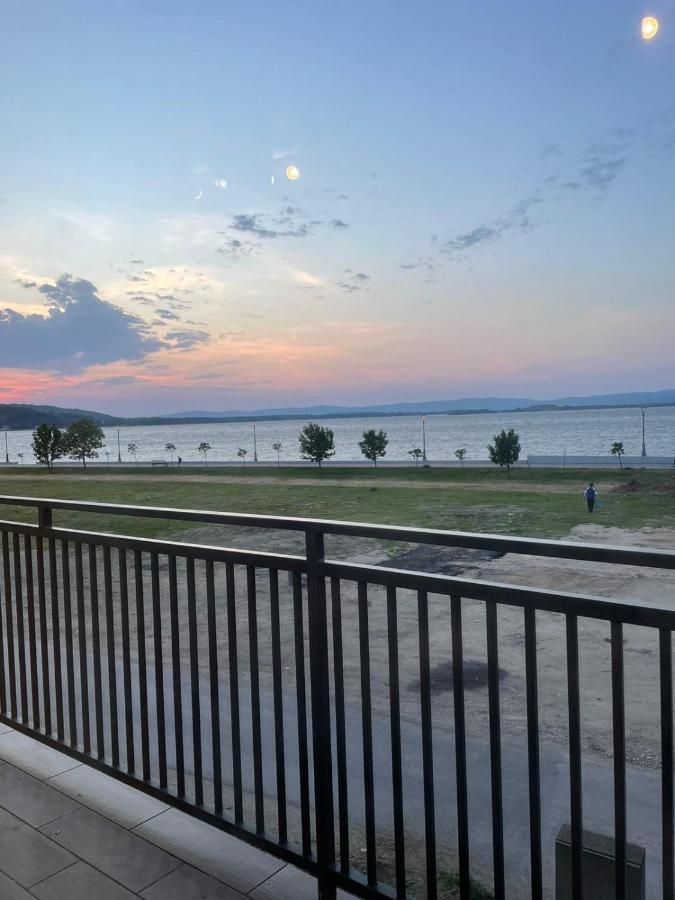 Sun And River Apartments Golubac Luaran gambar