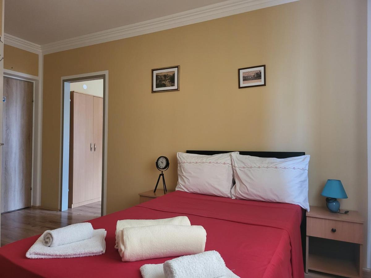 Sun And River Apartments Golubac Luaran gambar