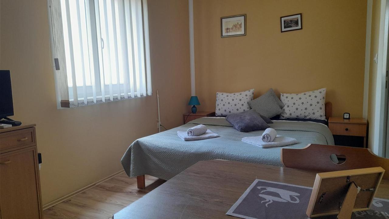 Sun And River Apartments Golubac Luaran gambar