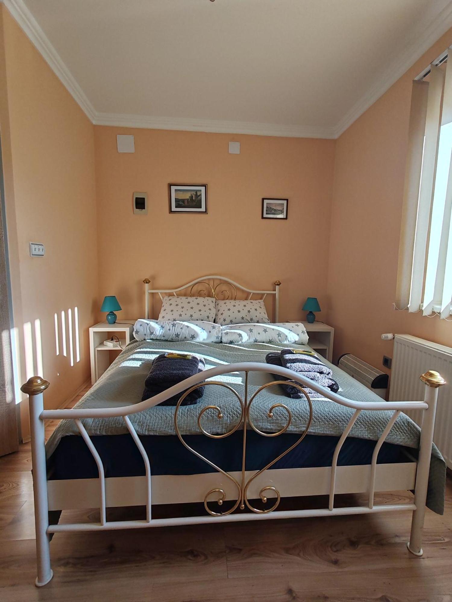 Sun And River Apartments Golubac Luaran gambar